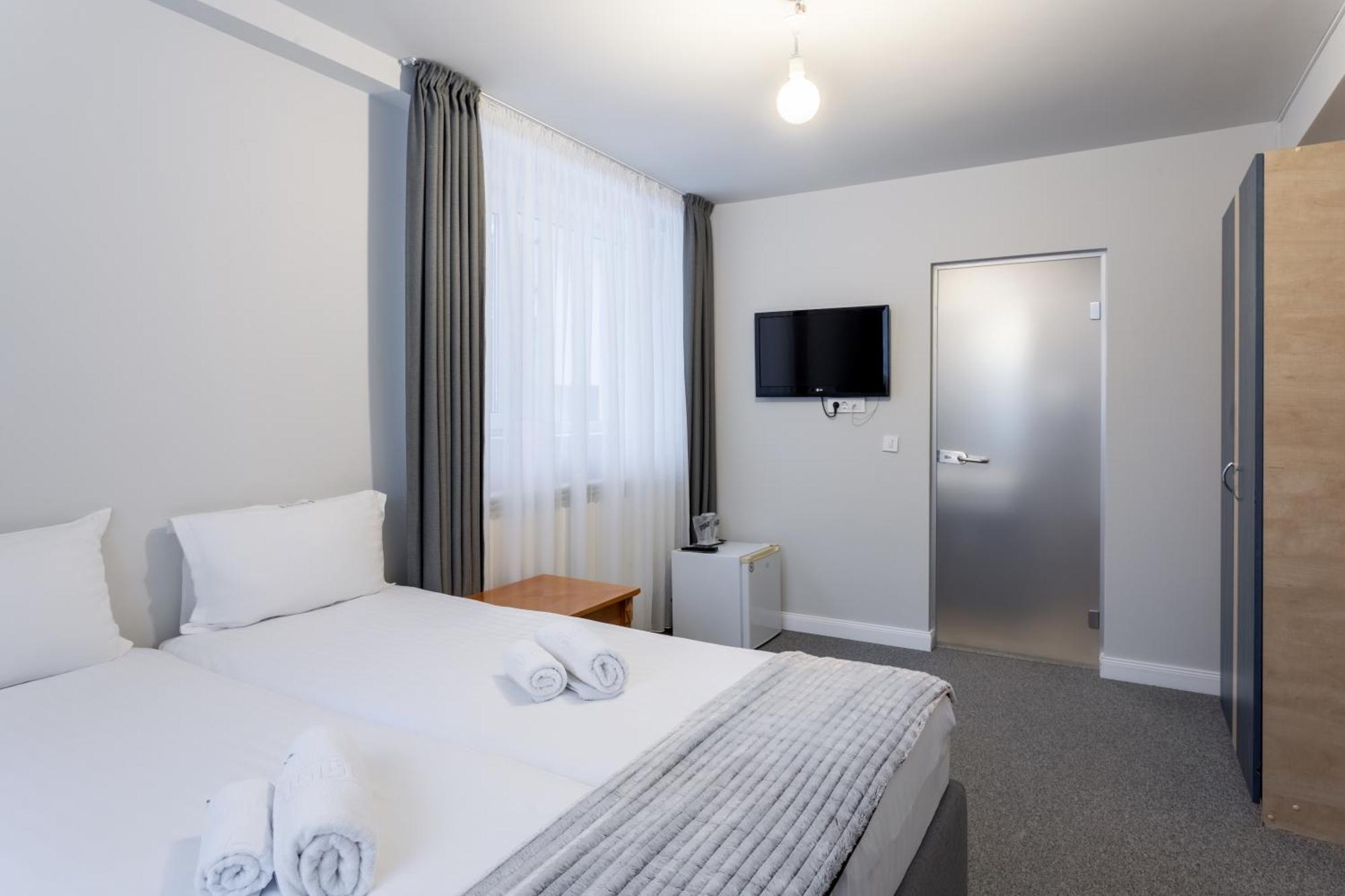 Hotel Eden 3 & Eden 4 à Predeal Extérieur photo