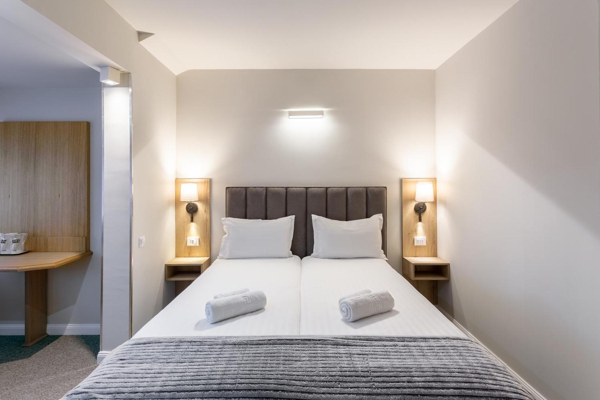 Hotel Eden 3 & Eden 4 à Predeal Extérieur photo