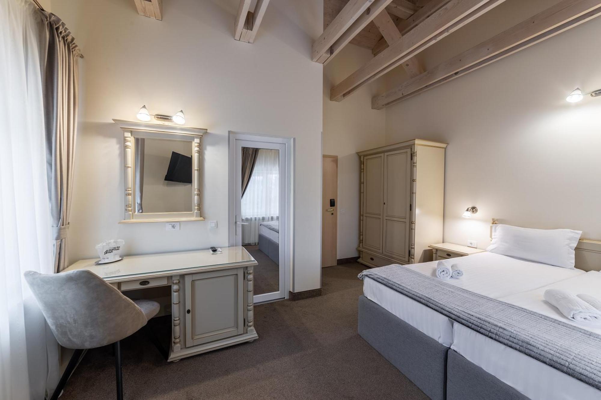 Hotel Eden 3 & Eden 4 à Predeal Extérieur photo