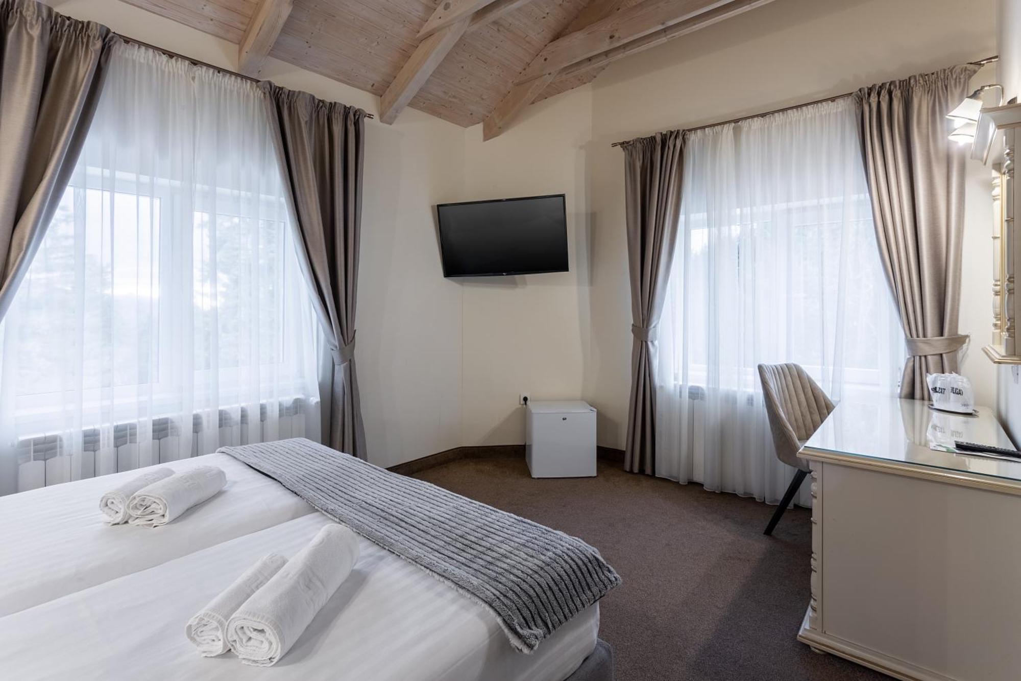 Hotel Eden 3 & Eden 4 à Predeal Extérieur photo