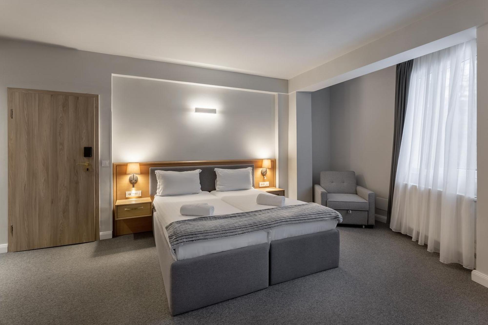 Hotel Eden 3 & Eden 4 à Predeal Extérieur photo